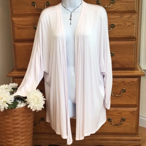 Esperanza Woman Sweaters - White Rayon Lightweight Cardigan  NWT